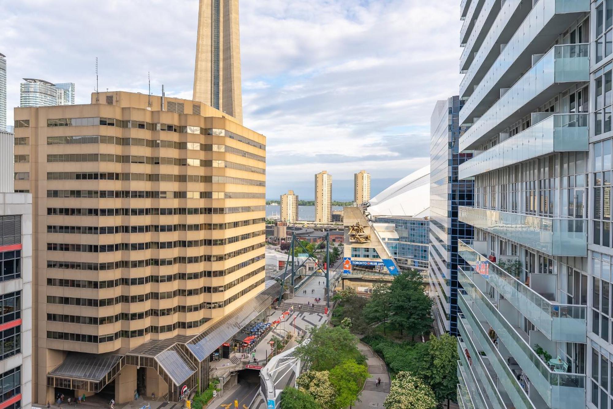 2Br 2Bth Apt-Rogers Center-Cn Tower-Free Parking Apartment Toronto Exterior photo