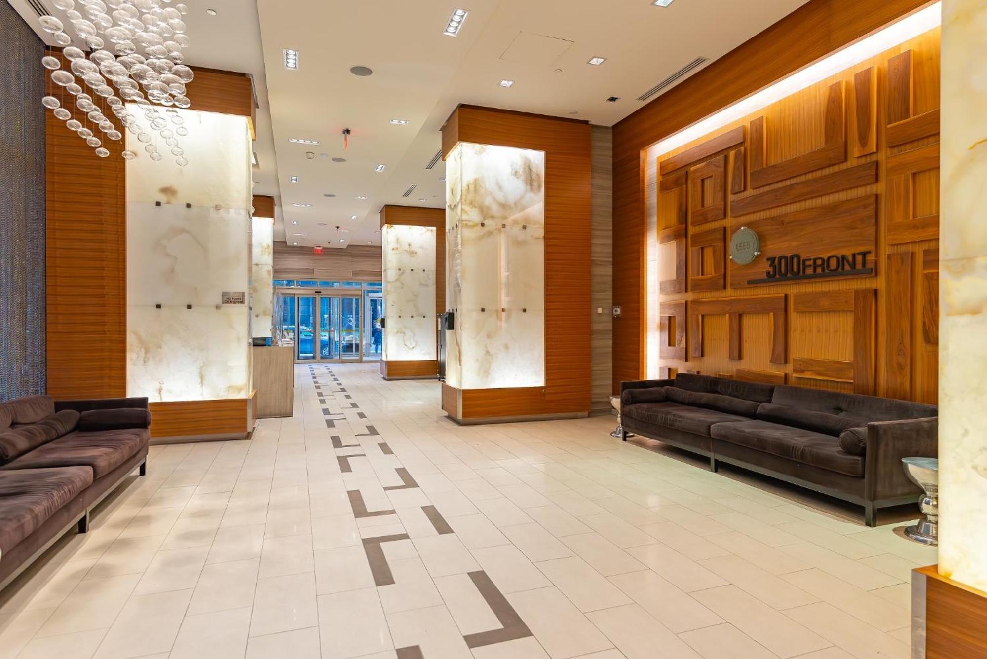 2Br 2Bth Apt-Rogers Center-Cn Tower-Free Parking Apartment Toronto Exterior photo
